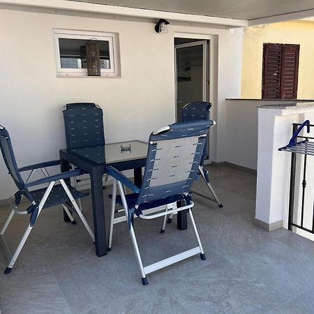 Casa Pozzetto Apartment Novigrad  Bagian luar foto
