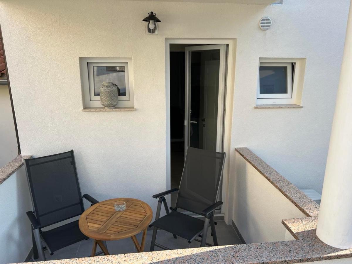 Casa Pozzetto Apartment Novigrad  Bagian luar foto