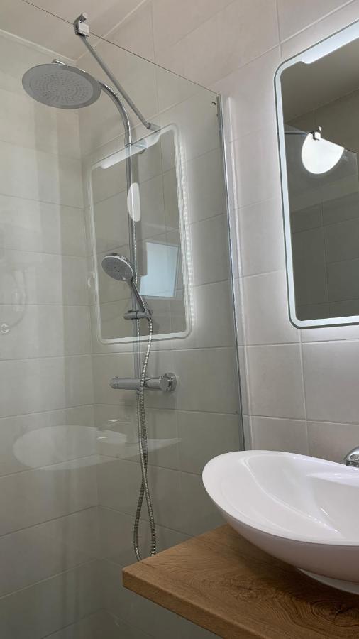 Casa Pozzetto Apartment Novigrad  Bagian luar foto